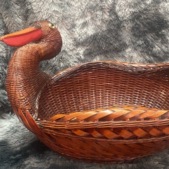 Brown Wicker Duck Basket - Picture 15 of 16